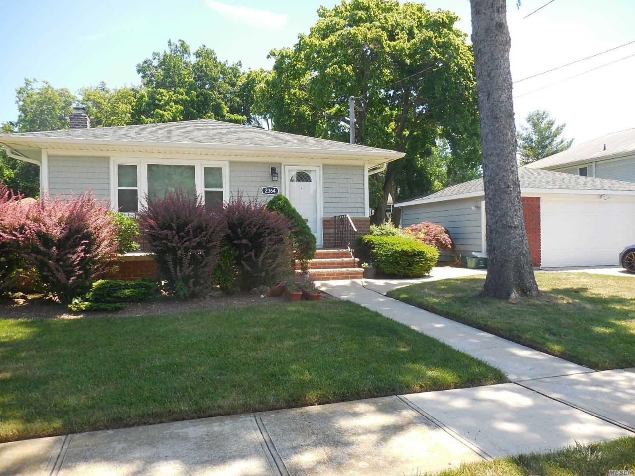 2364 Cleveland St - Photo 1