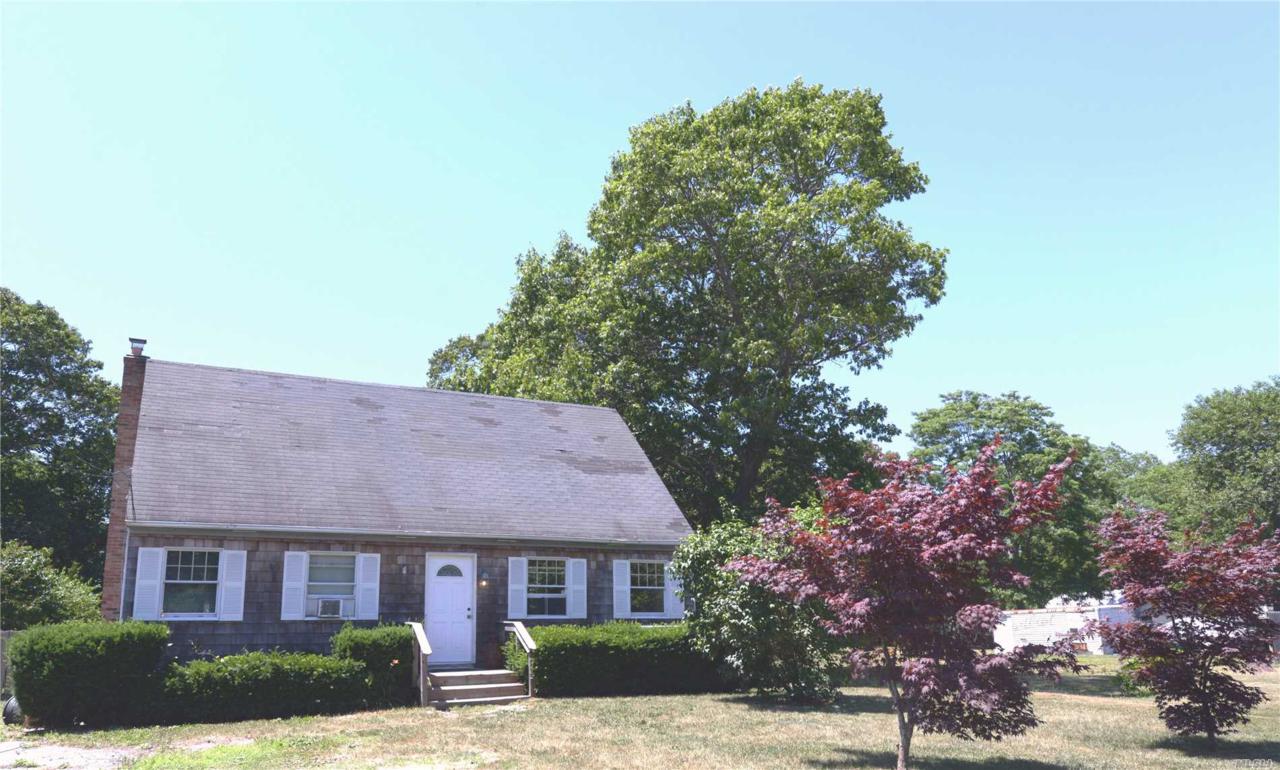 38 Lincoln Blvd - Photo 1
