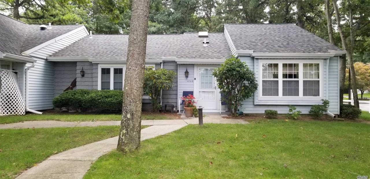 479 B Fairway Ct - Photo 1