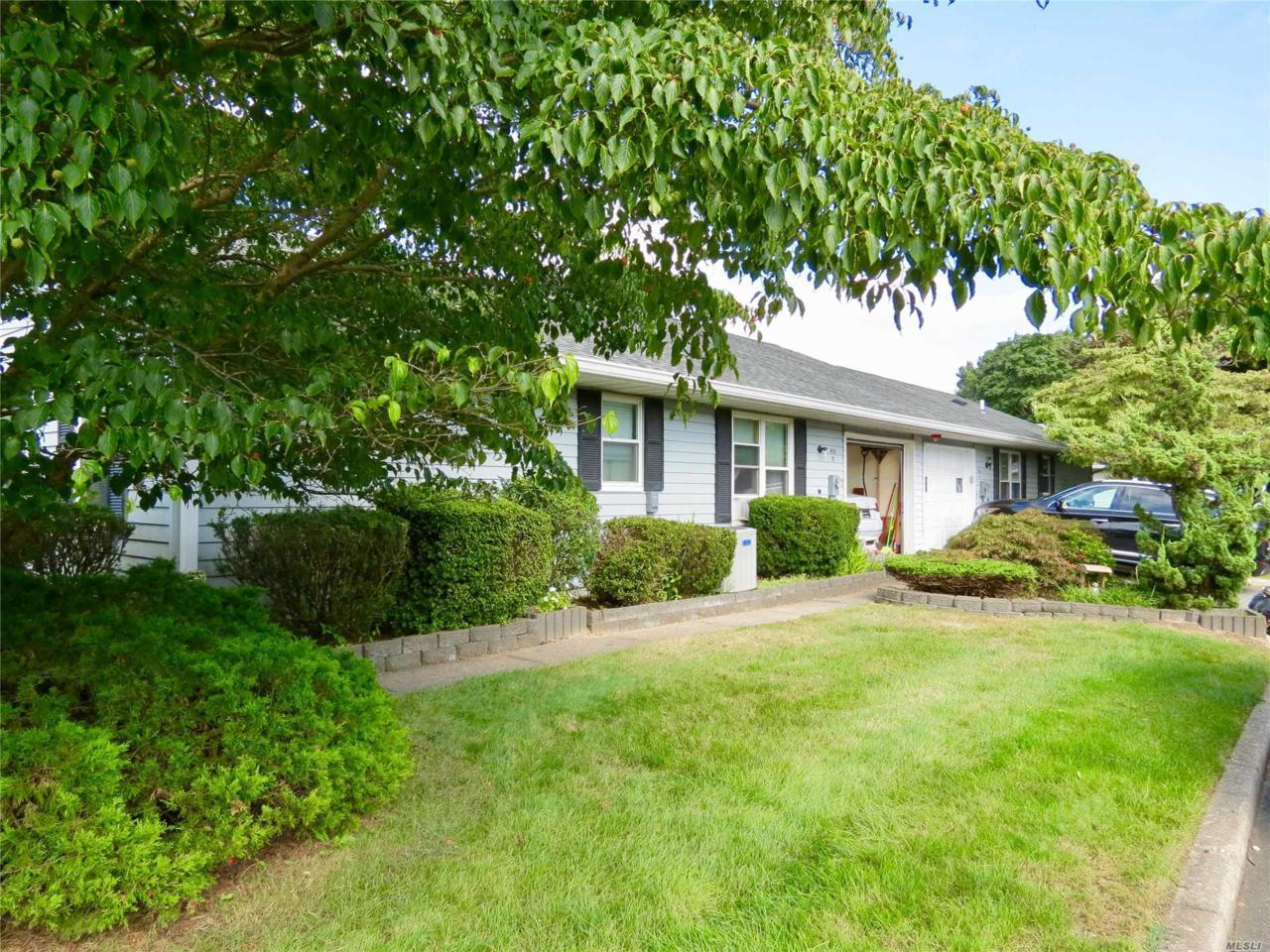 455 Falmouth Ct - Photo 1