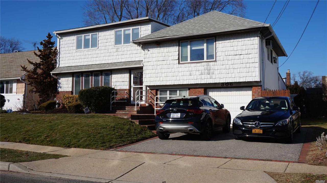306 Henrietta Ave - Photo 1