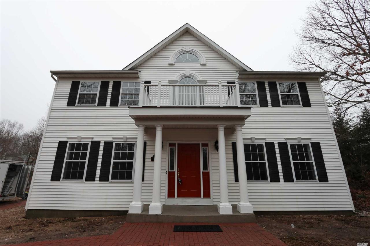 10 Daremy Ln - Photo 1