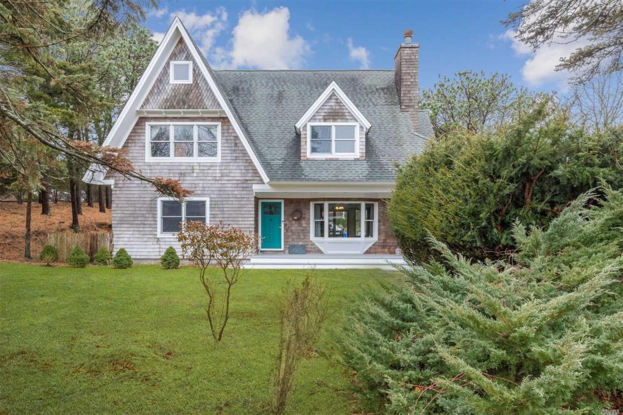 14 Cedar Dr - Photo 1