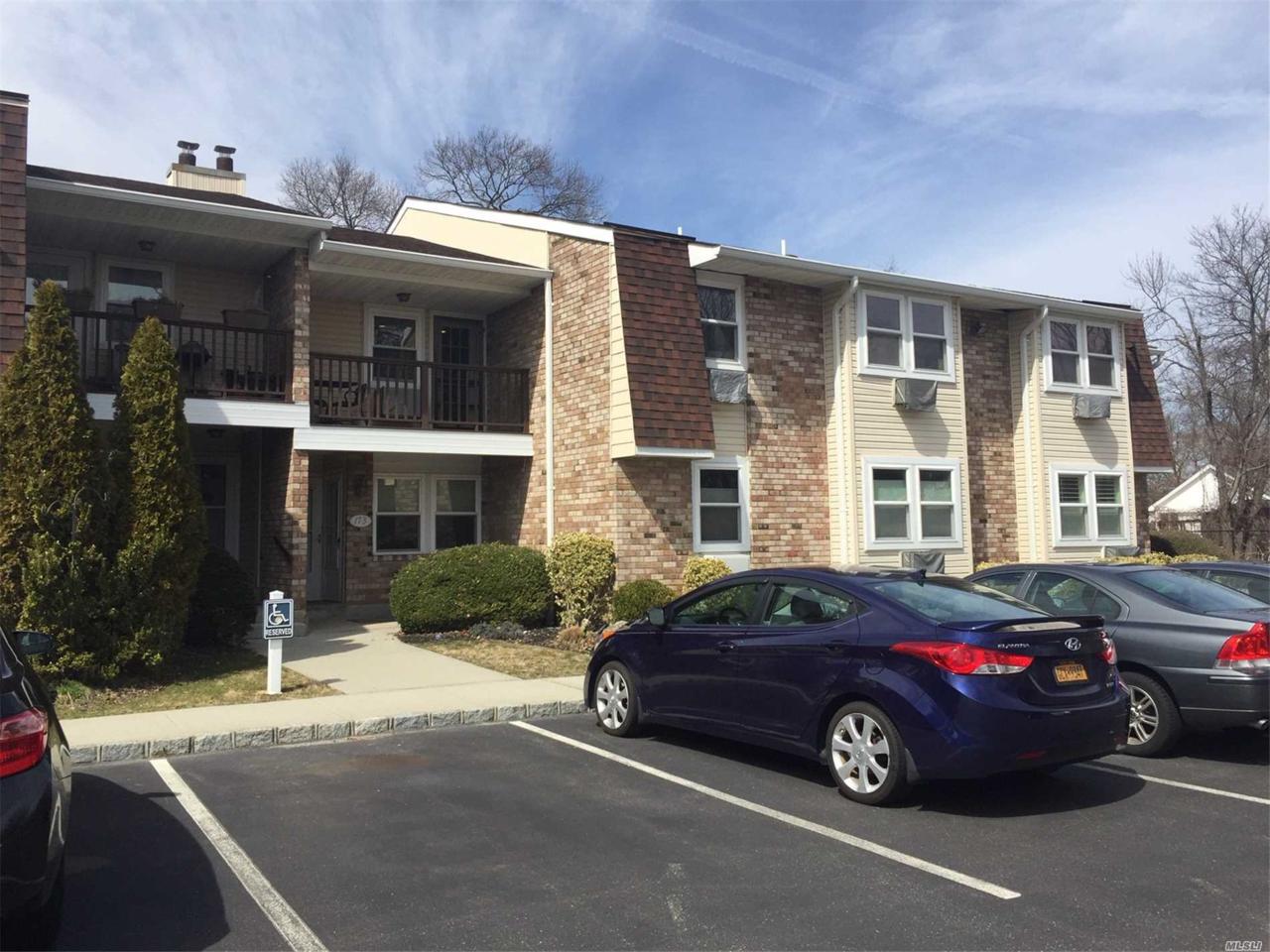 174 Millard - Photo 1