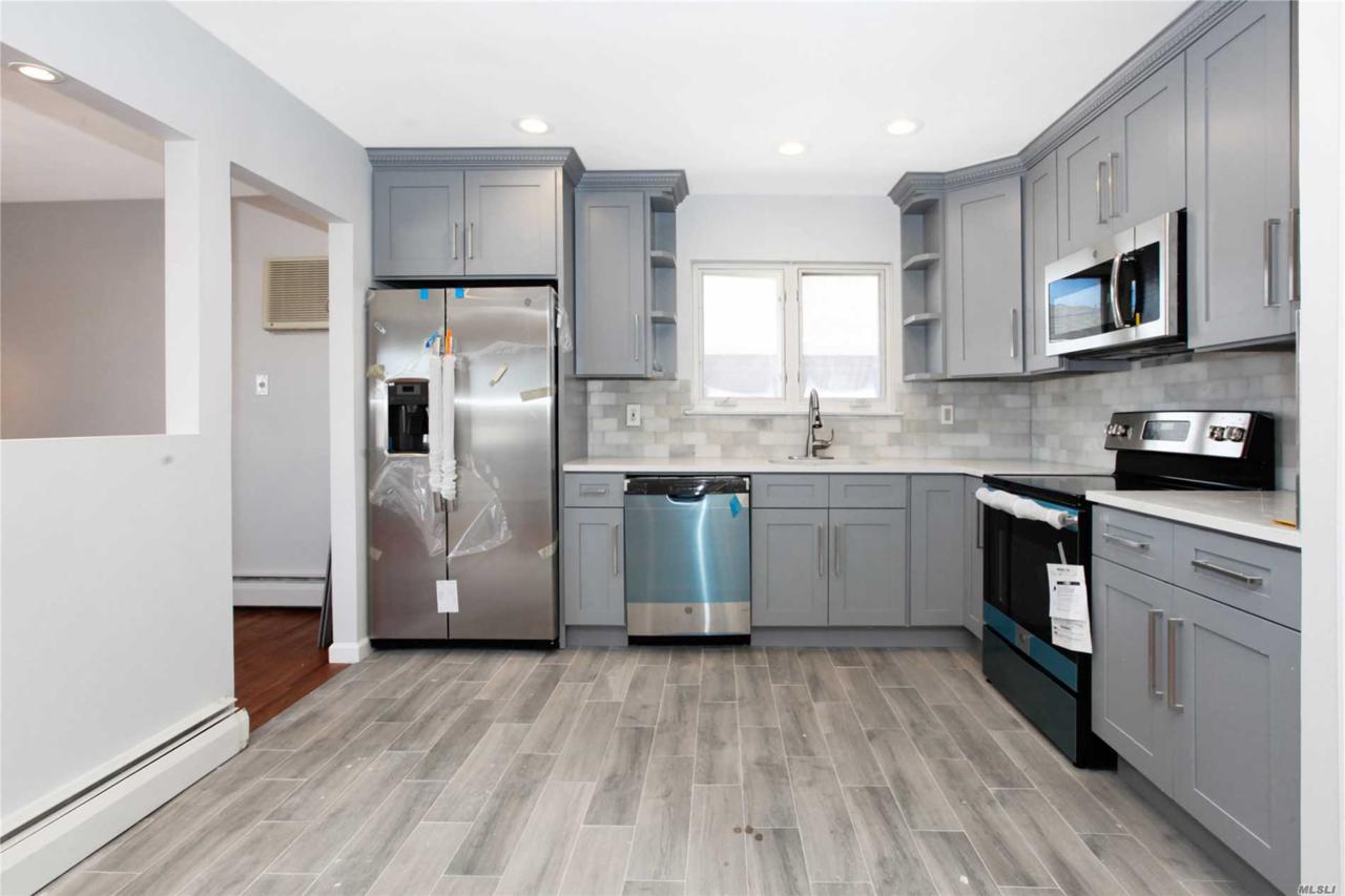 3543 Weidner Ave - Photo 1