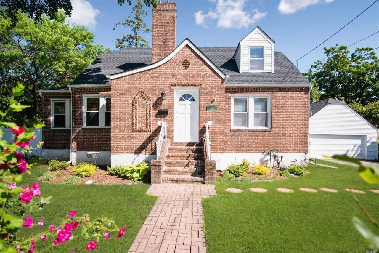 115 Dobson Ave - Photo 1