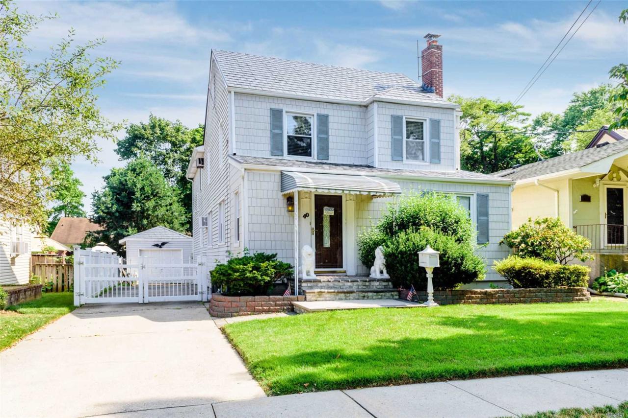 40 Stuart Ave - Photo 1