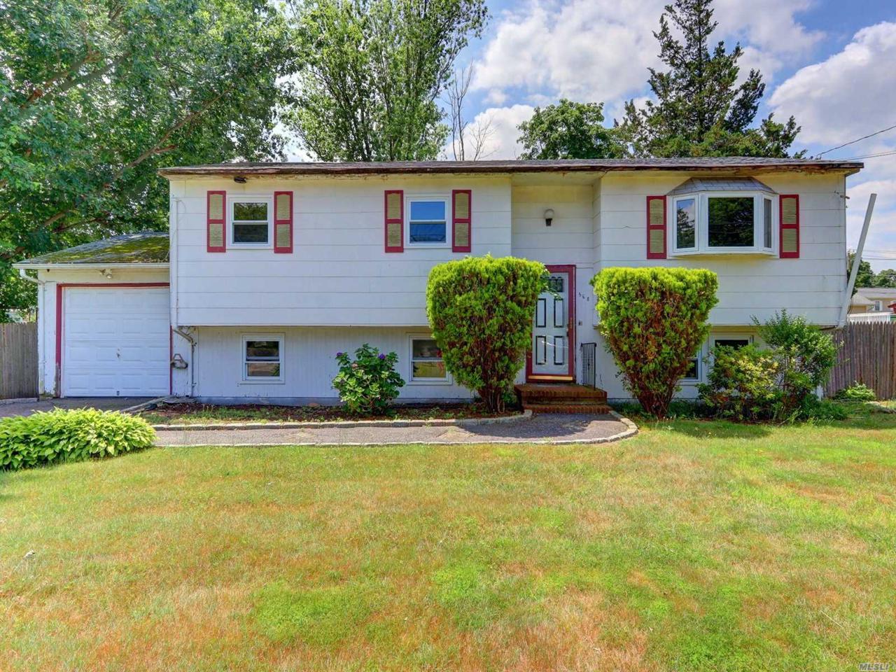 568 Centerwood St - Photo 1