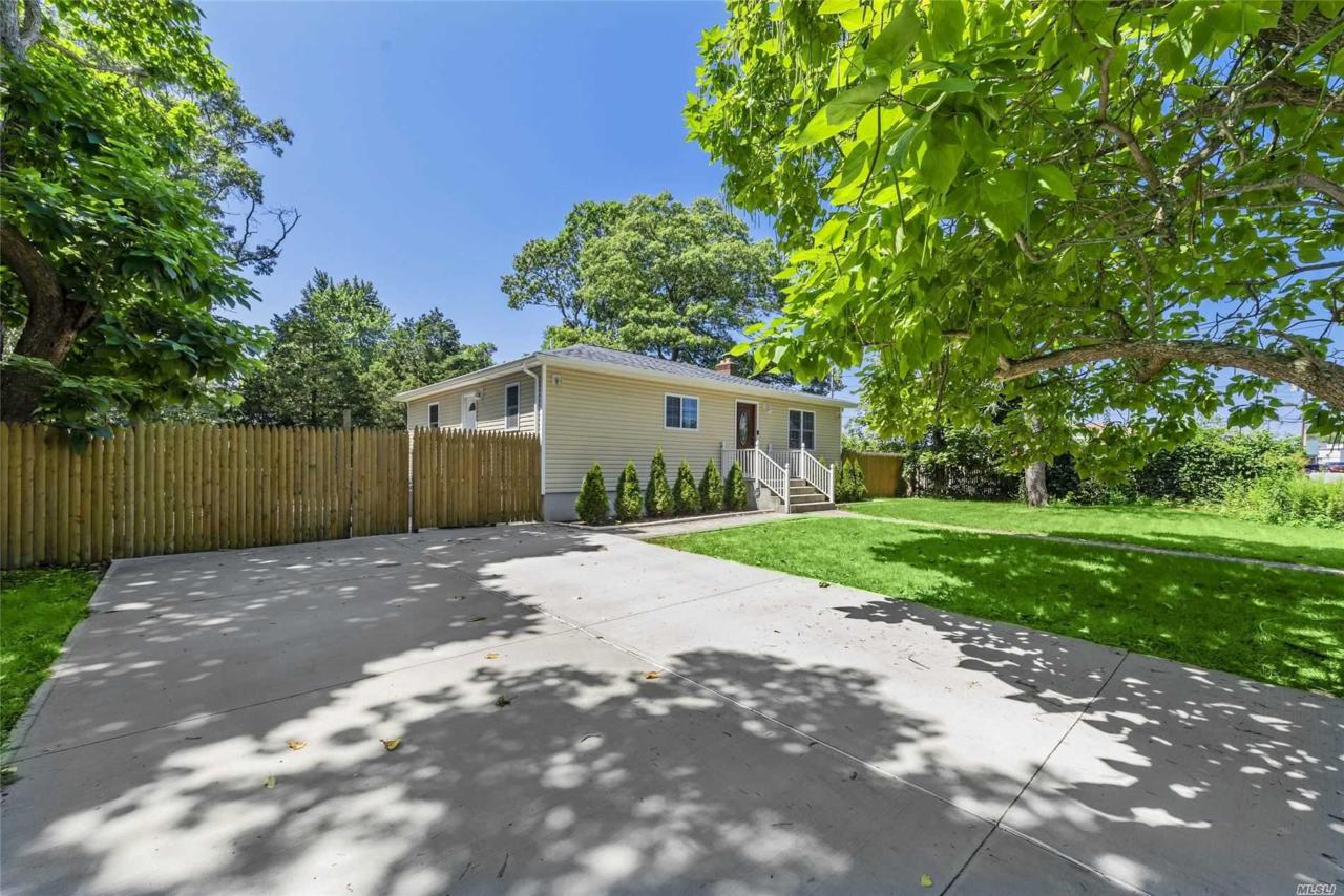 14 Van Buren St - Photo 1
