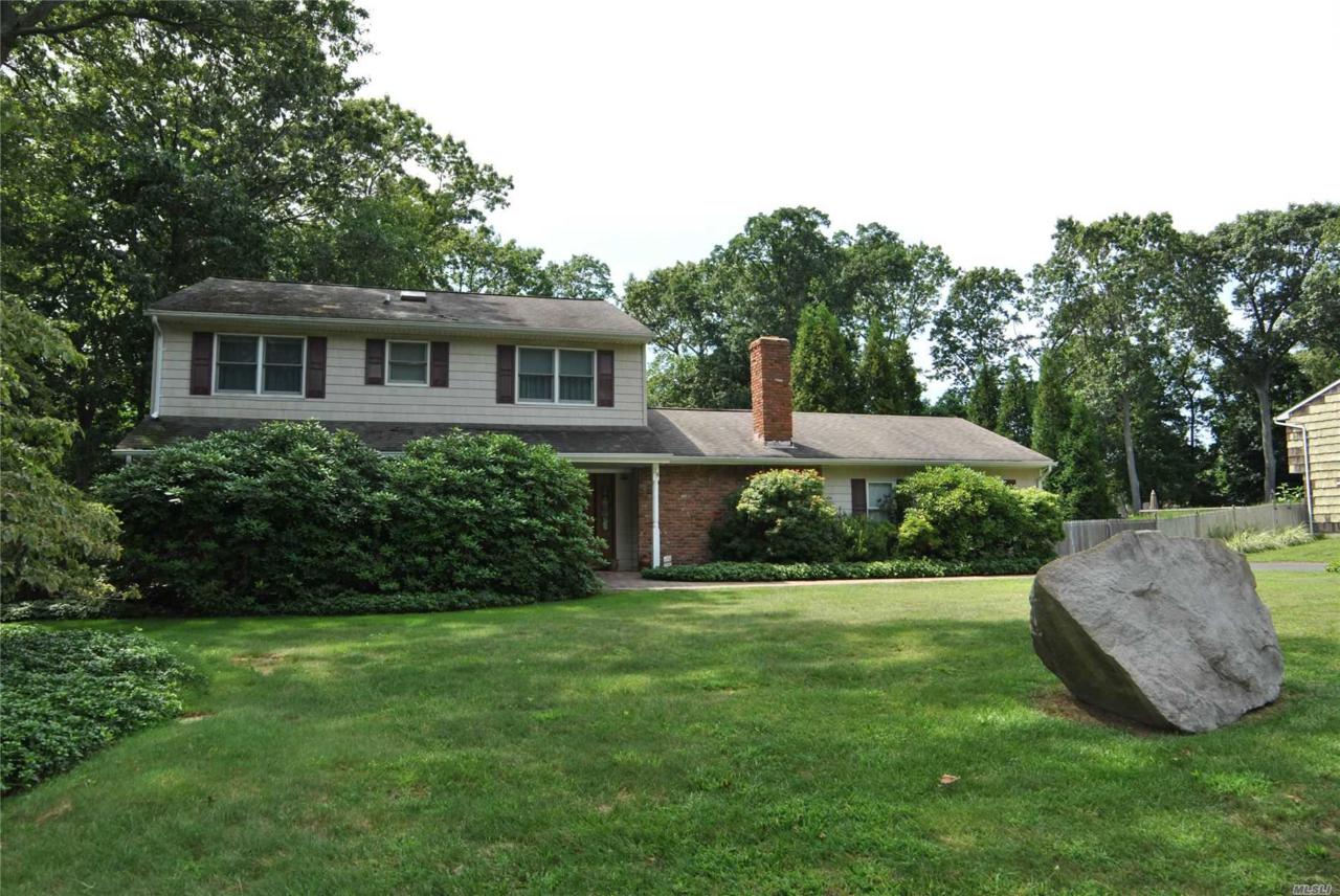 24 Reynolds Rd - Photo 1