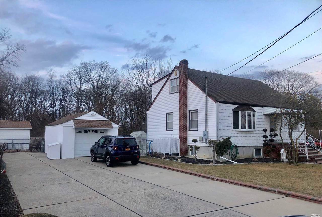 257 Poplar St - Photo 1