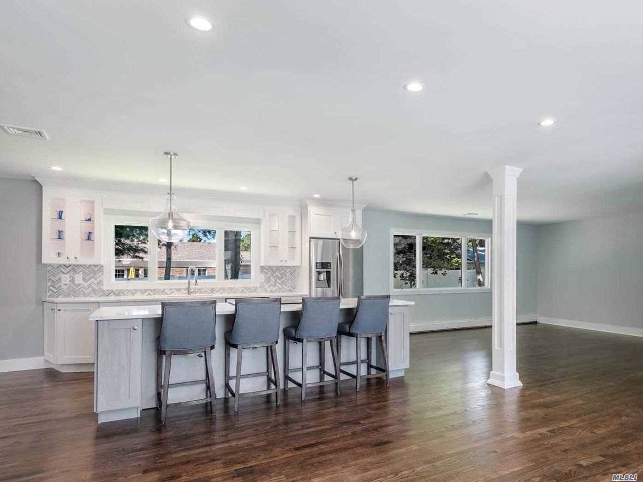 4A Tracy Dr - Photo 1