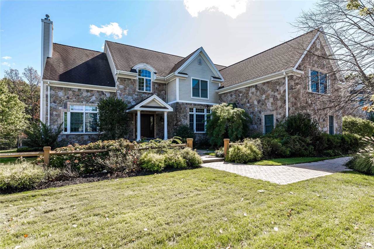 112 Fig Dr - Photo 1