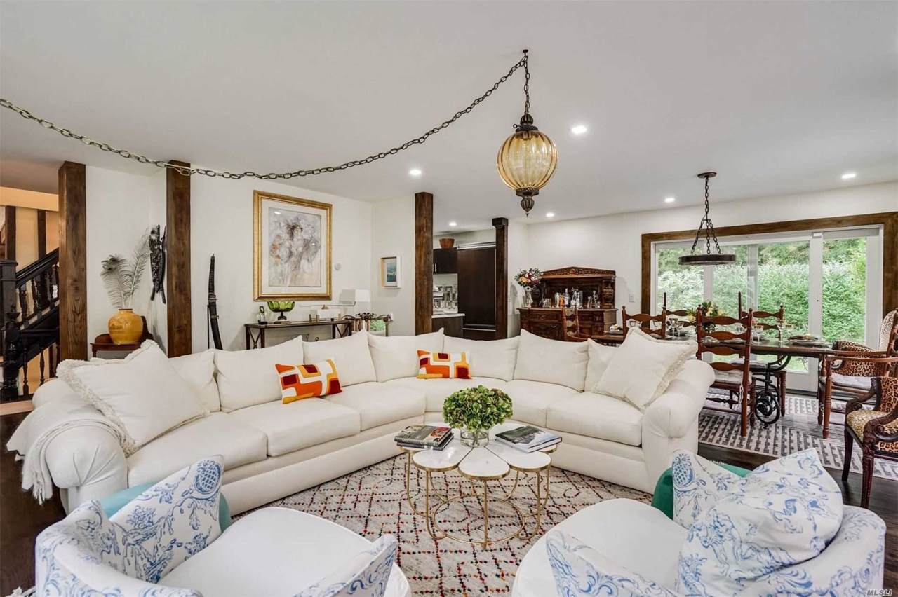 100 Sandy Hollow Rd - Photo 1