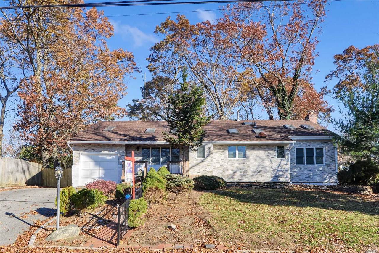 11 Fairview Ln - Photo 1