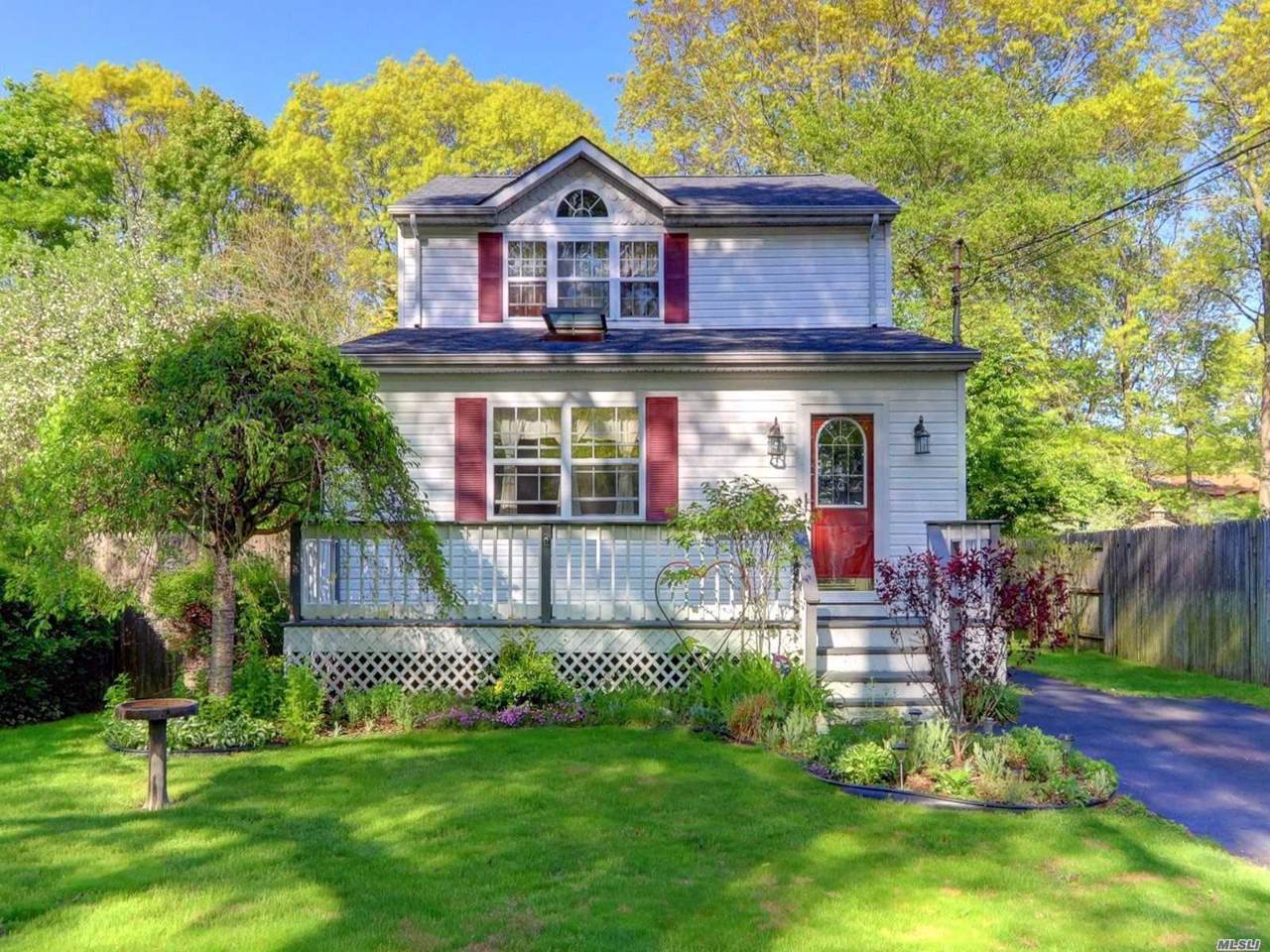 162 Revilo Ave - Photo 1