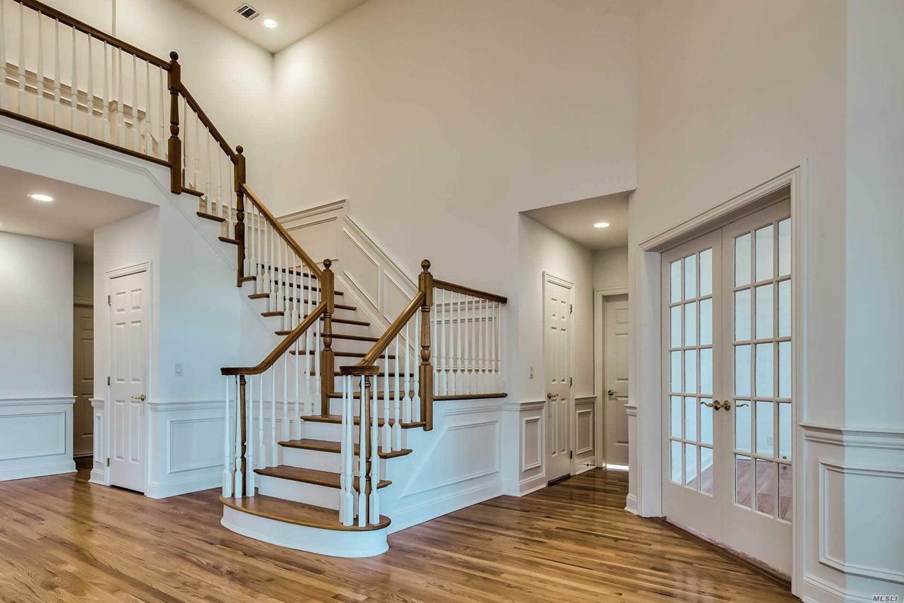 1 Belvedere Ct - Photo 1