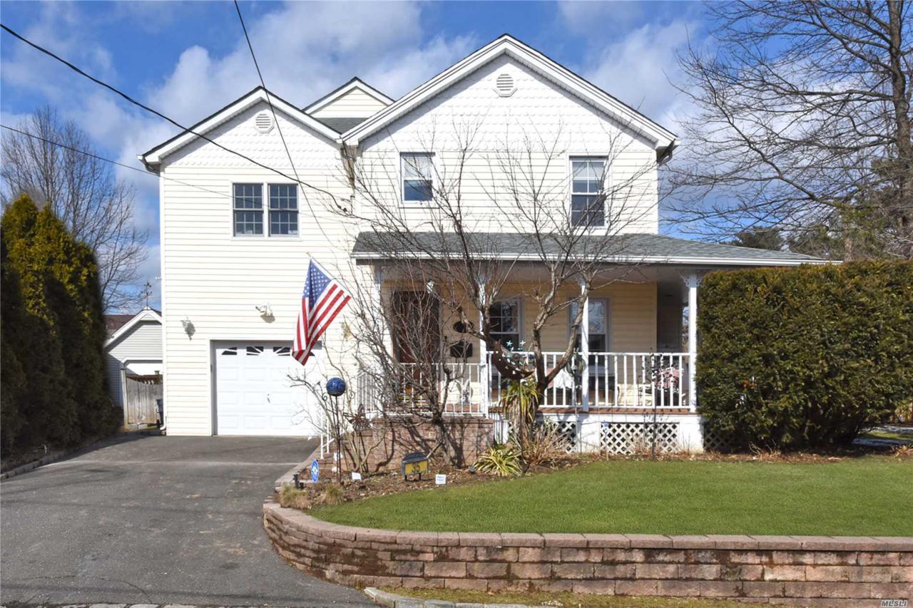 35 Henderson Ave - Photo 1