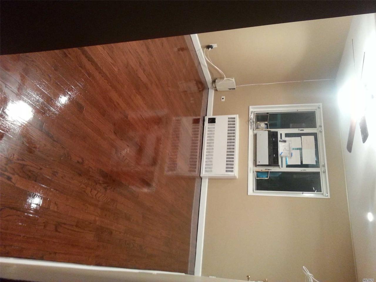 224-41 Manor Rd - Photo 1