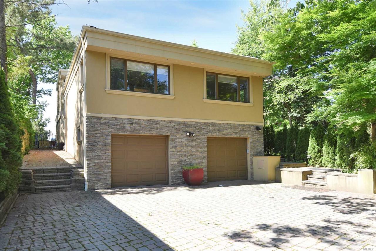 147-17 Powells Cove Blvd - Photo 1