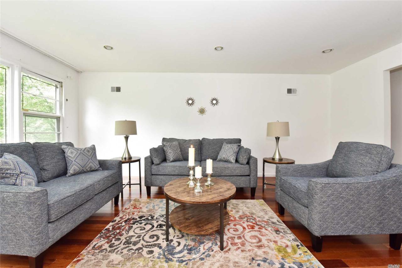 19 Linden Ln - Photo 1