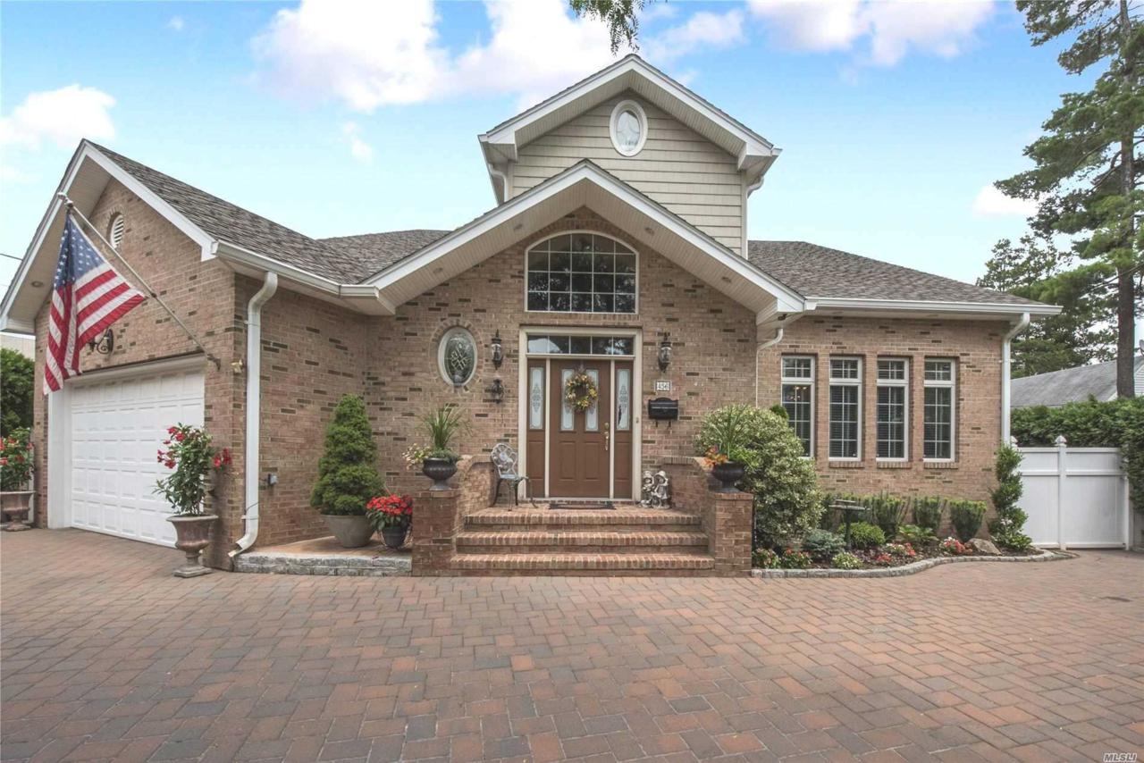 456 Salisbury Park Dr - Photo 1