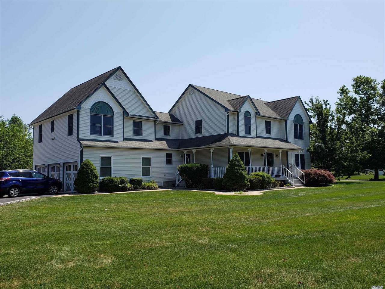 10 Megans Way - Photo 1