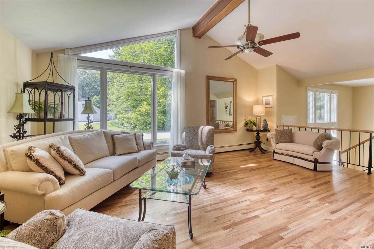 95 Linda Ln - Photo 1