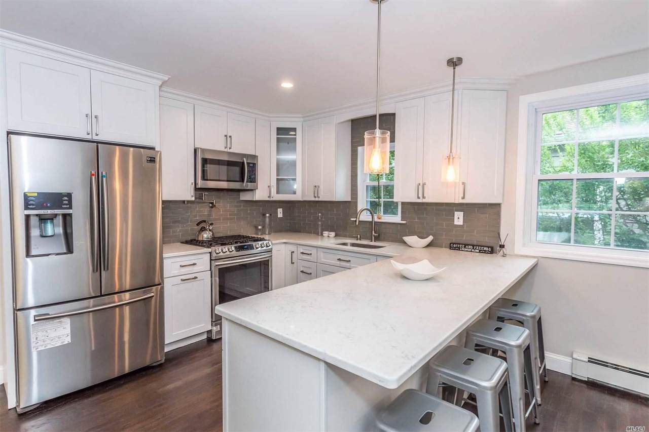 34 Grove St - Photo 1