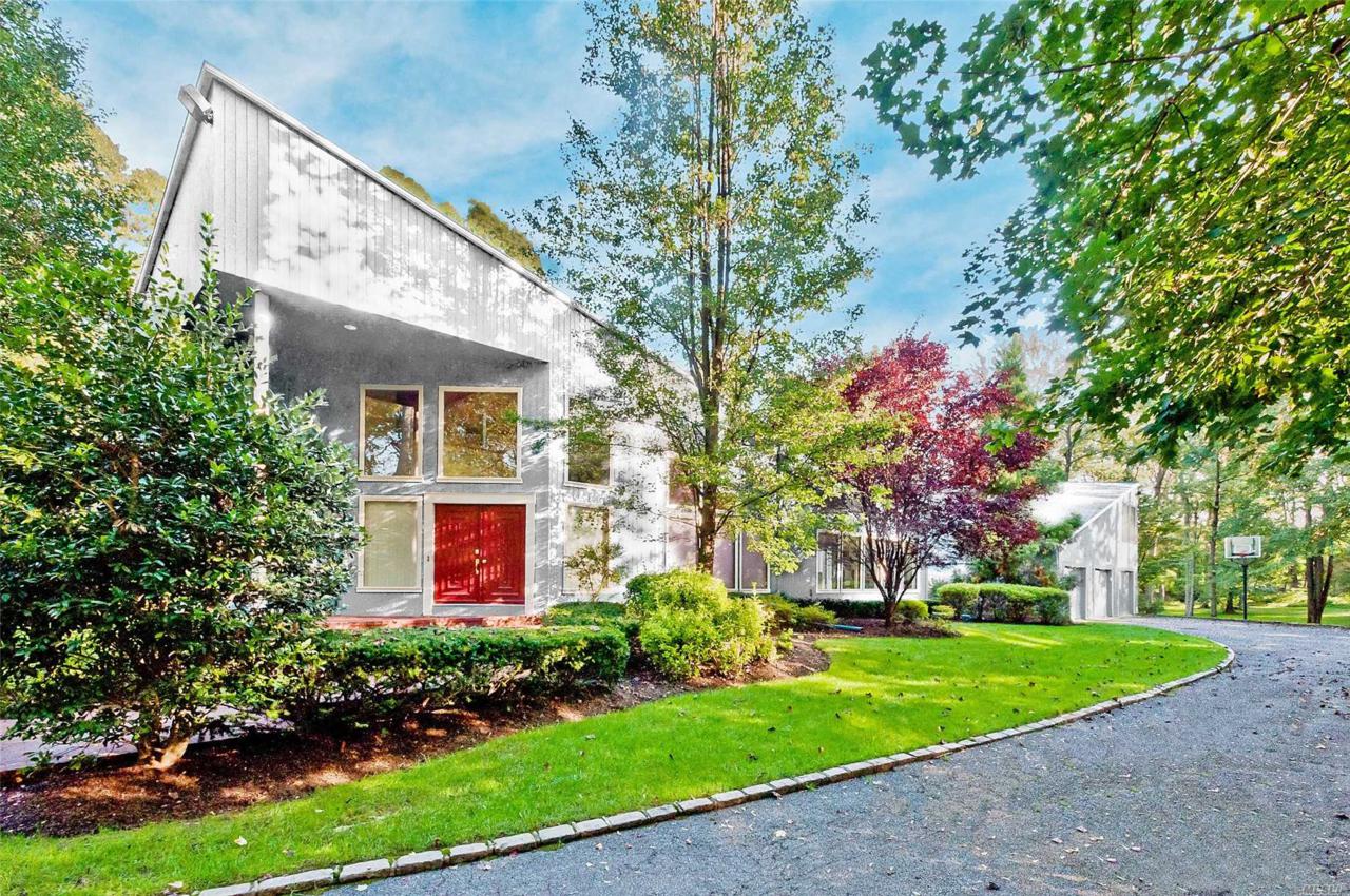 14 Valerie Dr - Photo 1
