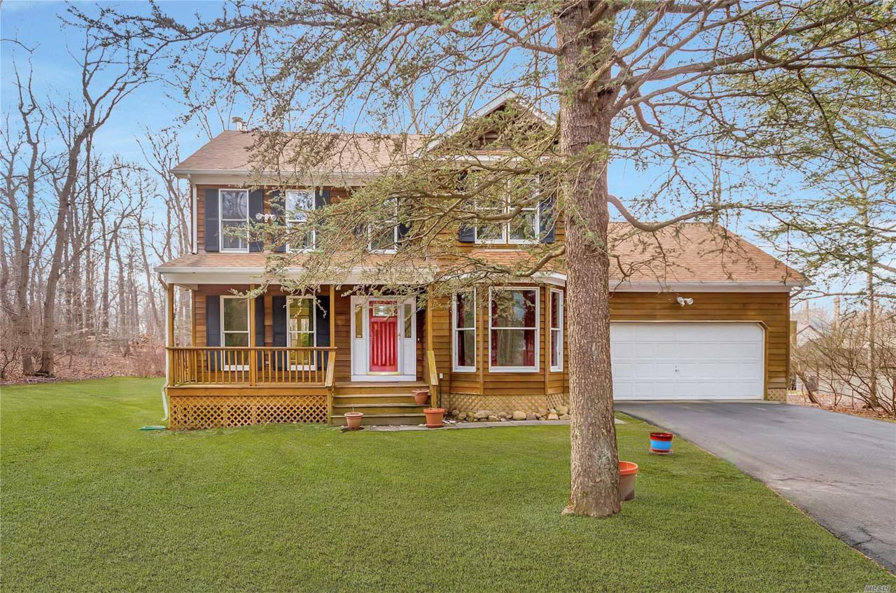 31 Carrie Ct - Photo 1