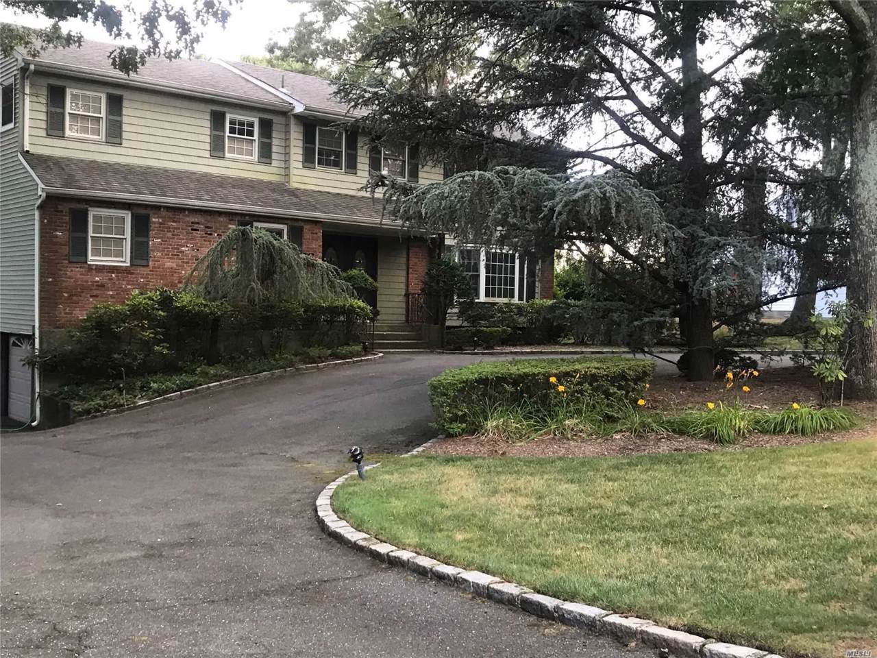 47 Seward Dr - Photo 1