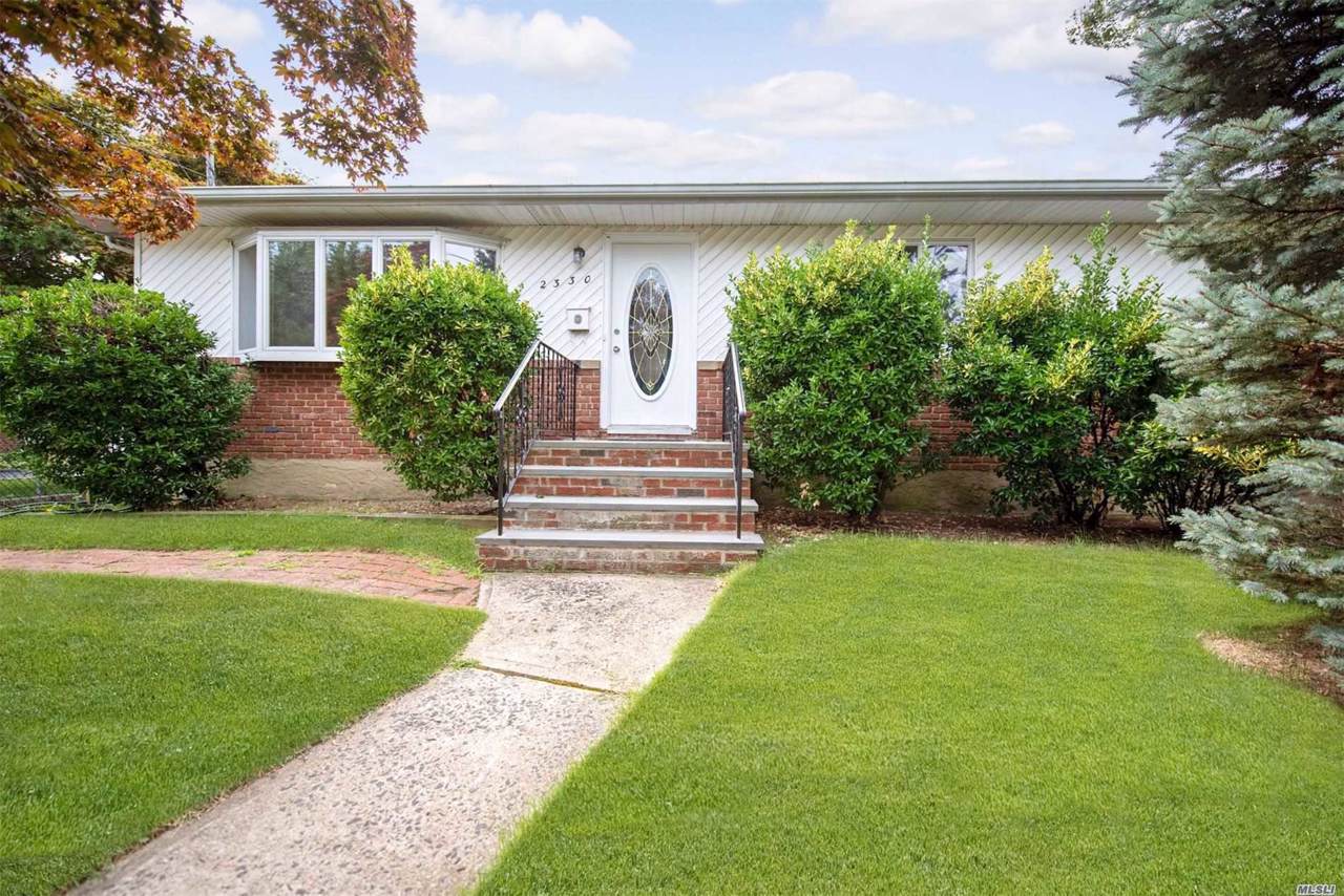 2330 Grand Ave - Photo 1