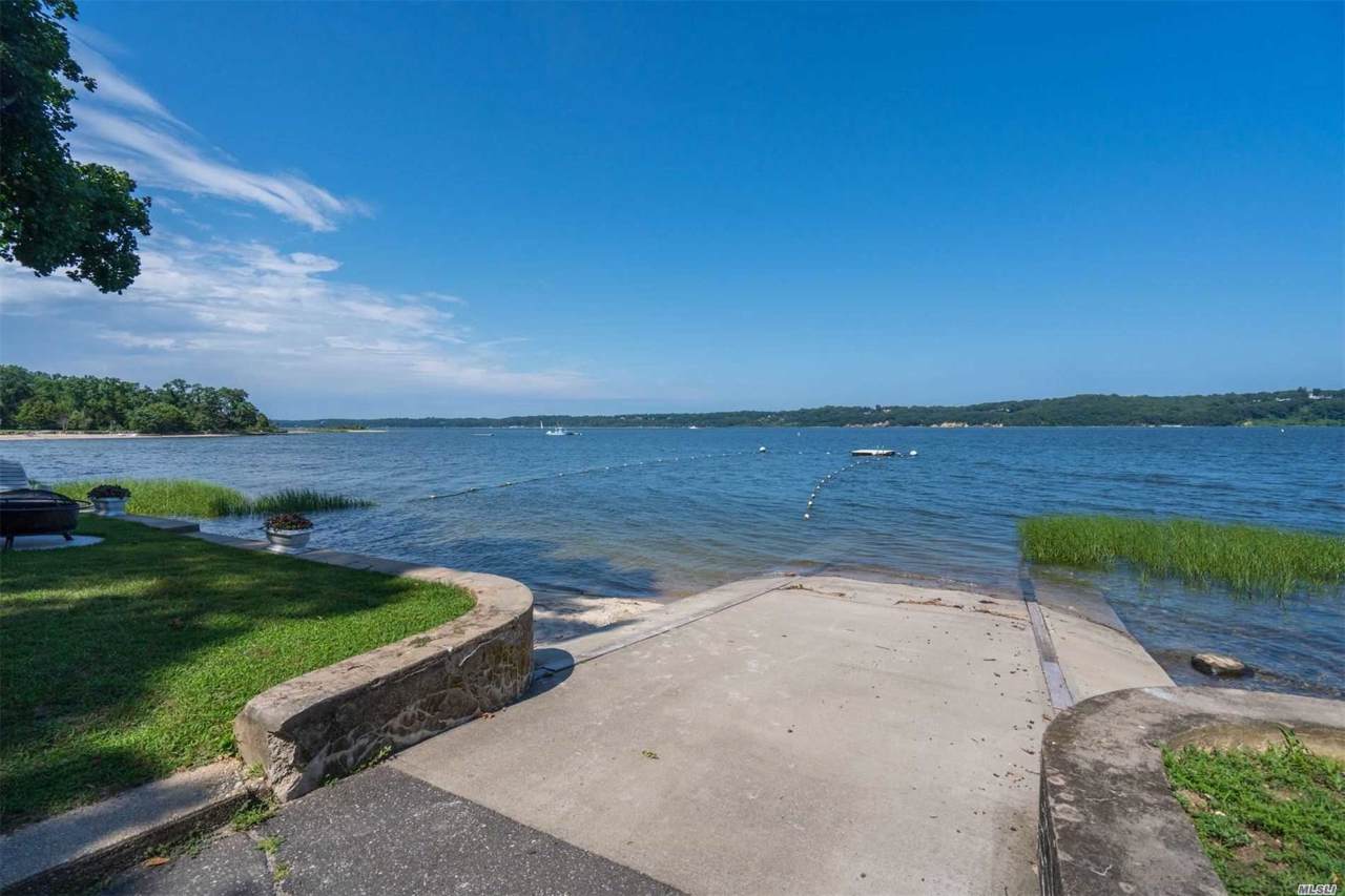 20 Tennis Court Rd - Photo 1