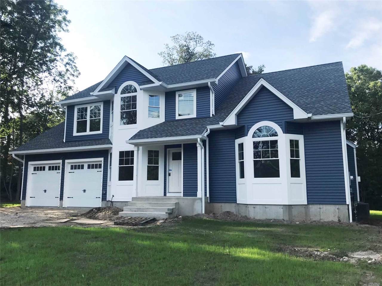 247 Thompson Pl - Photo 1