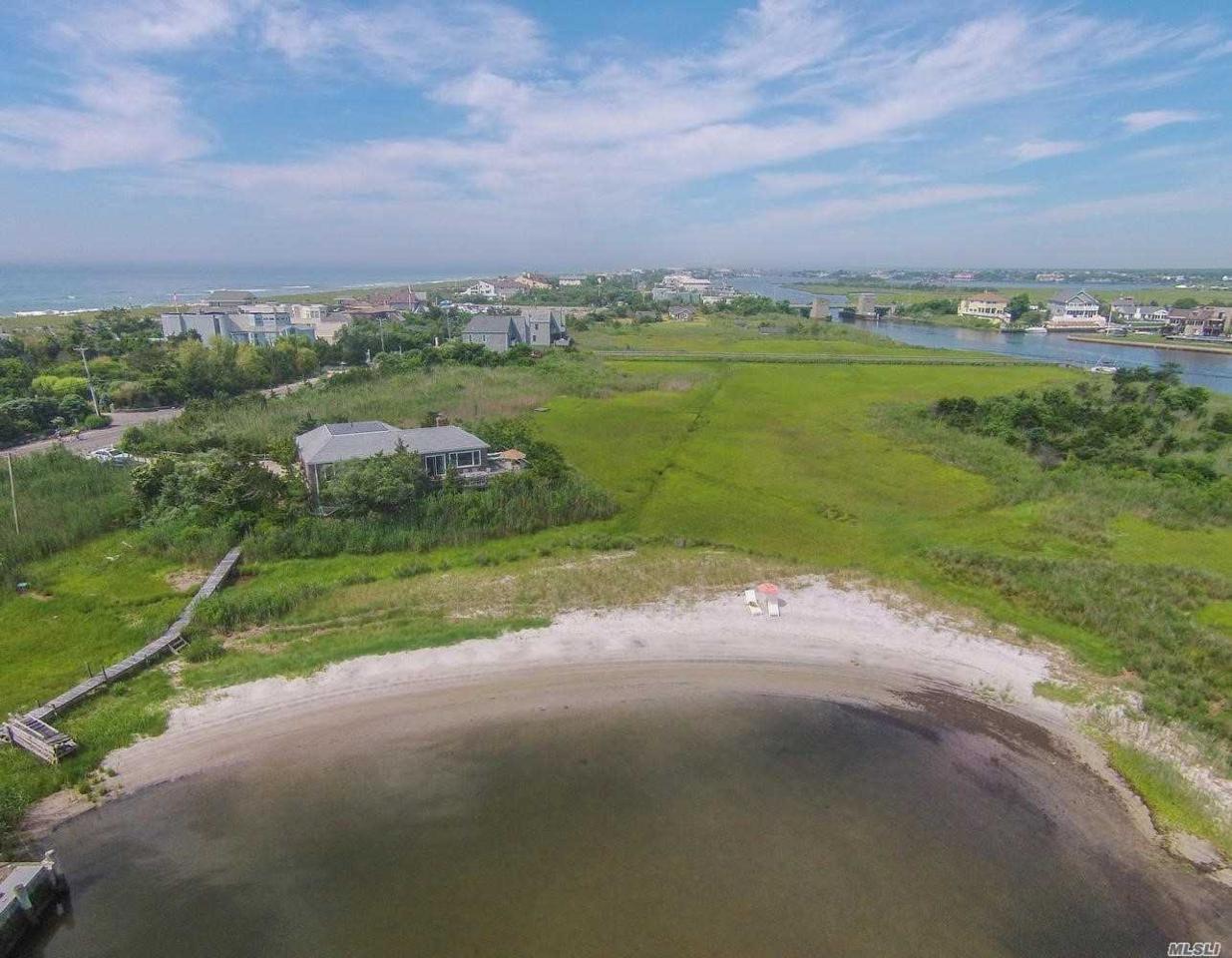 76 Dune Rd - Photo 1