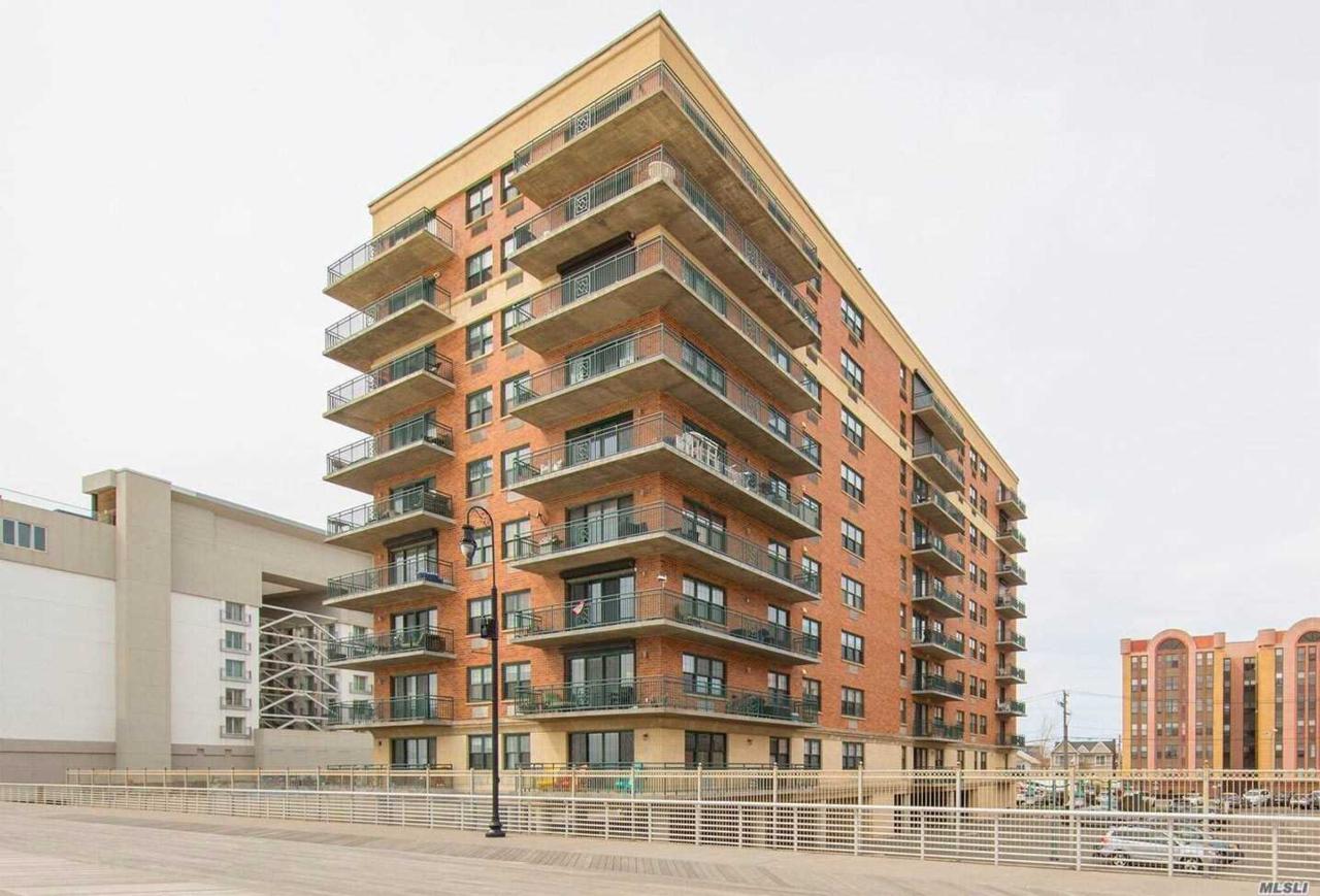 26 Broadway - Photo 1