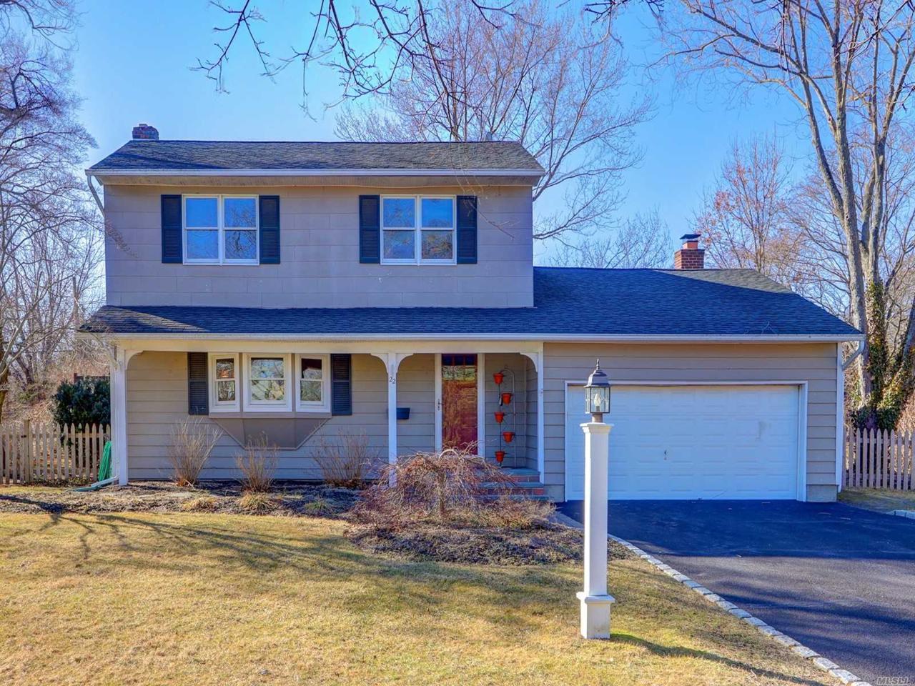 22 Radburn Dr - Photo 1