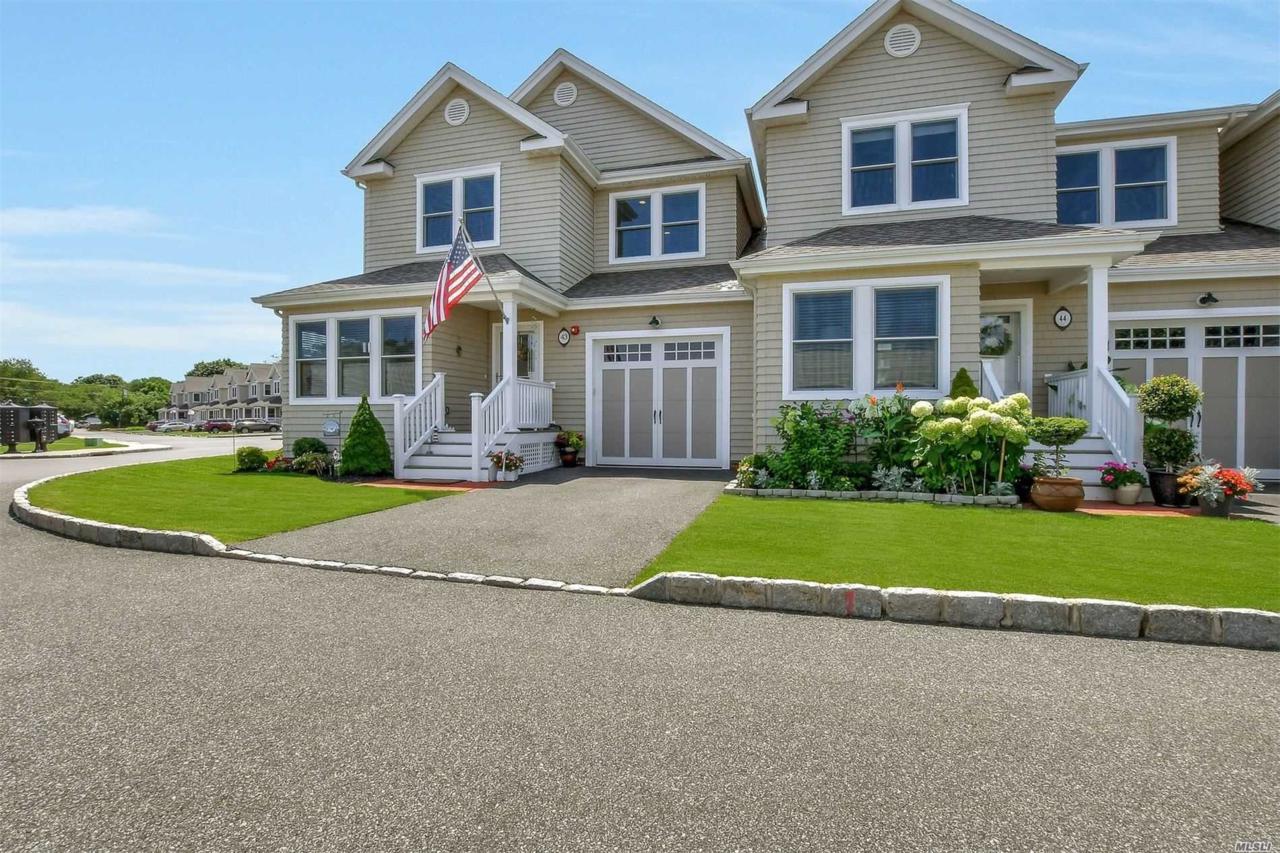 43 Meadow Dr - Photo 1