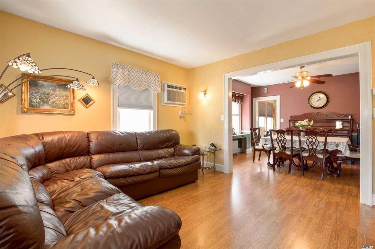 20 Irving Ave - Photo 1