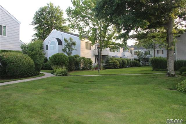 220 Montauk Hwy - Photo 1