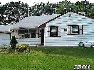 208 Hilltop Dr - Photo 1
