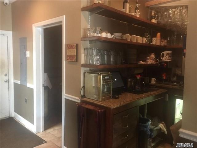257 Echo Ave - Photo 1