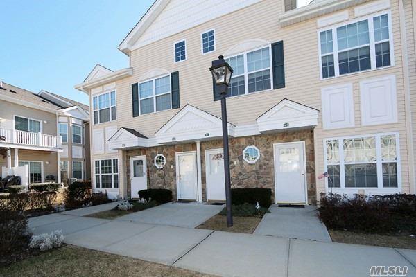 461 Winter Pl - Photo 1