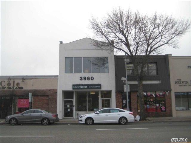 3960 Merrick - Photo 1
