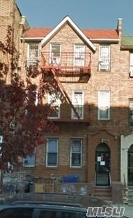 915 42nd Street - Photo 1
