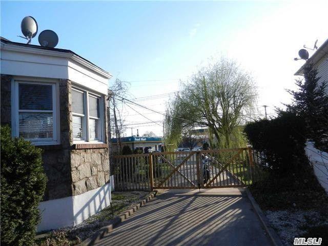 2031 Milburn Ave - Photo 1