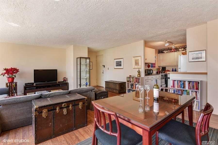 162-31 9th Ave - Photo 1