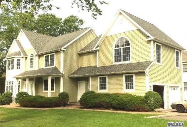 561 Pulaski Rd - Photo 1