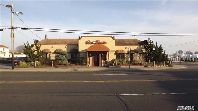 101 Montauk Hwy - Photo 1